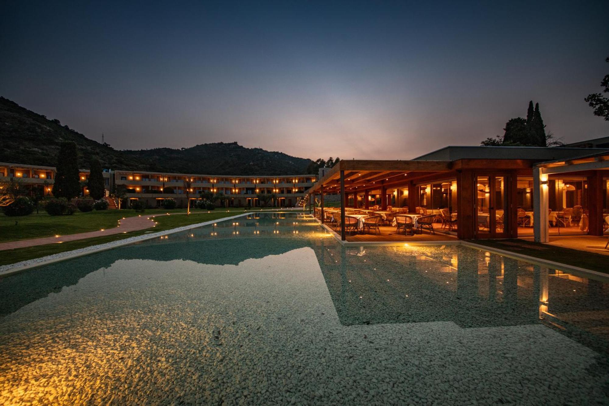 Is Molas Resort Pula Exterior foto